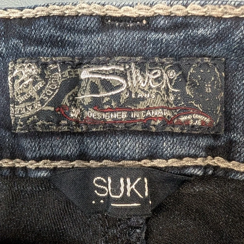 Silver Jeans Co Suki‎ Mid Capri Womens W27 Dark Wash Blue Contrast Stitch L43916